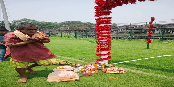 পয়লা বৈশাখে ঐতিহ্যের বার পুজোয় মাতল কলকাতা ময়দান, সাফল্যের কামনায় মোহনবাগান-ইস্টবেঙ্গল-এরিয়ান