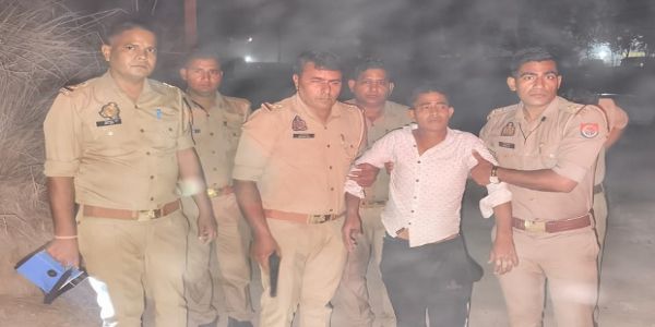 ফিরোজাবাদের পুলিশের তৎপরতায় গ্রেফতার এক দুষ্কৃতী