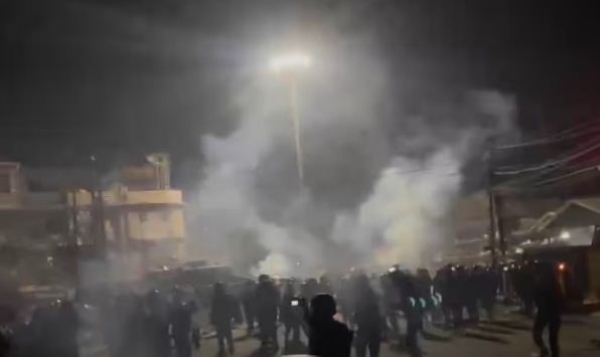 ইমফল ইস্টে সংগঠিত উত্তাল মশাল মিছিলে কাঁদানে গ্যাসের শেল নিরাপত্তা বাহিনীর