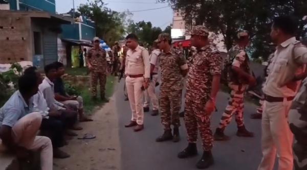 পুড়শুড়াতে পুলিশের রোডমার্চ