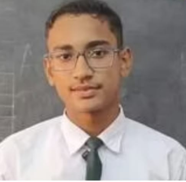 সিবিএসসির দশম শ্রেণীর পরীক্ষায় সম্ভাব্য ষষ্ঠ বিষ্ণুপুরের শেখ আরিয়ান