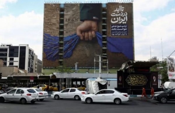 হরমুজ প্রণালী নিয়ে উত্তেজনা, আমেরিকাকে কড়া হুঁশিয়ারি ইরানের