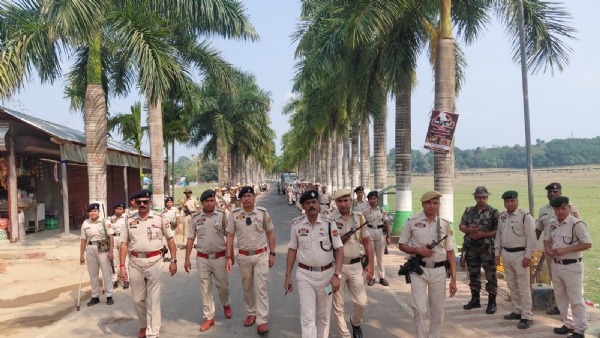 নিরাপত্তা বাহিনী মোতায়েন