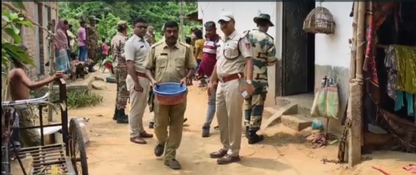 নিষিদ্ধ শব্দবাজির তল্লাশি পুলিশের