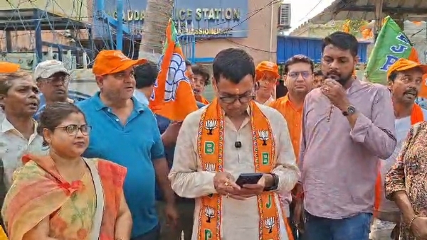 জগদ্দল বিক্ষোভ বিজেপি