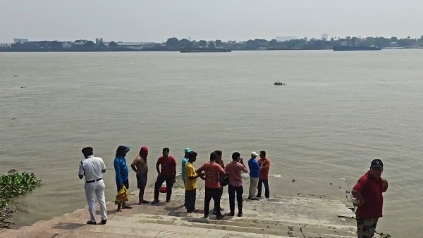 গঙ্গা স্নানে মৃত্যু