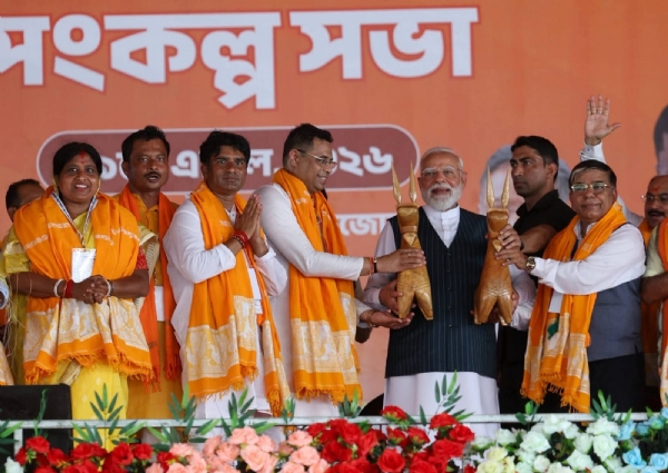 জনসমাগমই বাংলায় পরিবর্তনের বহিঃপ্রকাশ- বড়জোড়ায় জনসুনামি দেখে আপ্লুত মোদী