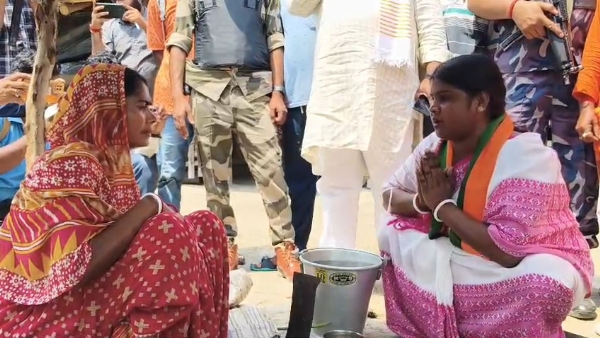 রেখা পাত্র