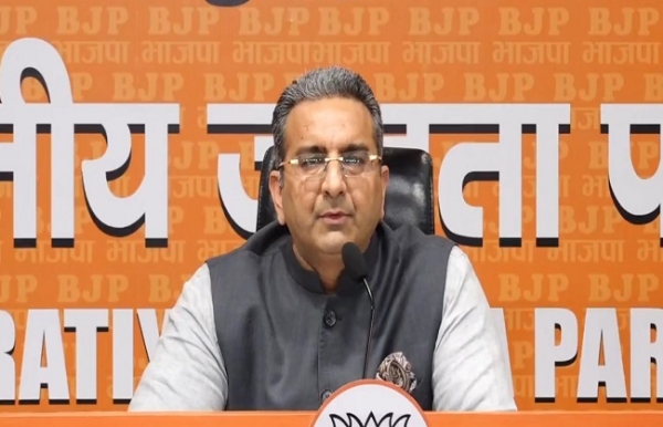 গৌরব ভাটিয়া