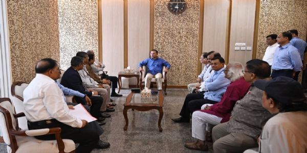 প্রধানমন্ত্রী তারেকের সাথে বাংলাদেশ পূজা উদযাপন পরিষদের কেন্দ্রীয় প্রতিনিধিদলের সৌজন্য সাক্ষাৎ