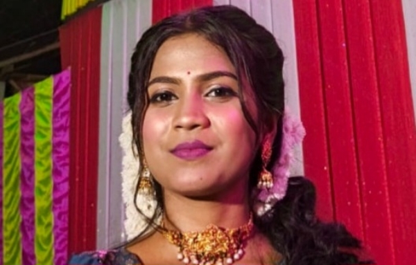 ফাঁসীতে আত্মঘাতী ছাত্রী