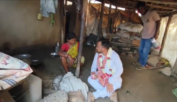 রান্নাঘরে সন্তু পান