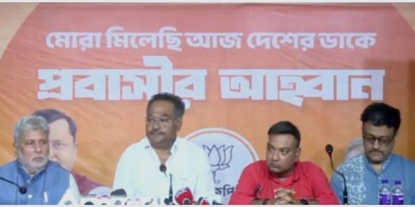 বাংলায় পরিবর্তন চান প্রবাসী বাঙালিরাও : শমীক ভট্টাচার্য