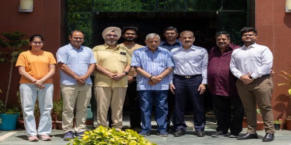 ফুটবল হাউস পরিদর্শনে তিন সদস্যের নির্বাচন কমিটি