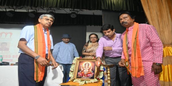 বাস্তুশাস্ত্র নিয়ে সচেতনতা বৃদ্ধিতে শহরে বিশেষ সেমিনার, উপস্থিত বিশিষ্ট ব্যক্তিত্বরা