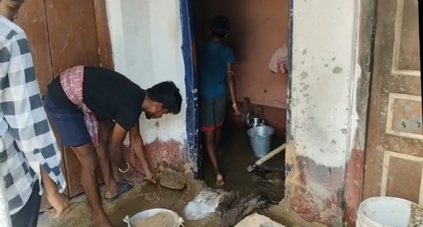 অর্জুন গড়িয়া প্রাথমিক বিদ্যালয় আগুন