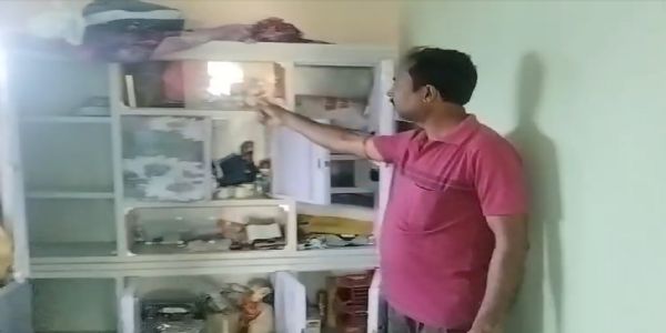 গোঘাটে দুঃসাহসিক চুরি, আতঙ্কে এলাকাবাসীরা