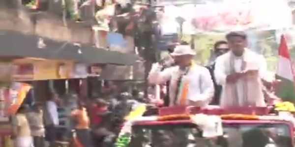 অধীরের সমর্থনে বহরমপুরে শচীনের নির্বাচনী প্রচার, রোড শো-র মাধ্যমে জনসংযোগ