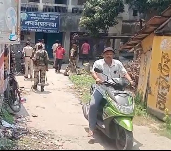 তমলুকে কেন্দ্রীয় বাহিনী তল্লাশি