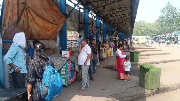 অটো টোটো বেশি ভাড়া