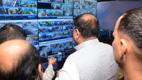 রাজ্য কন্ট্রোল রুম পরিদর্শনে মনোজ কুমার আগরওয়াল