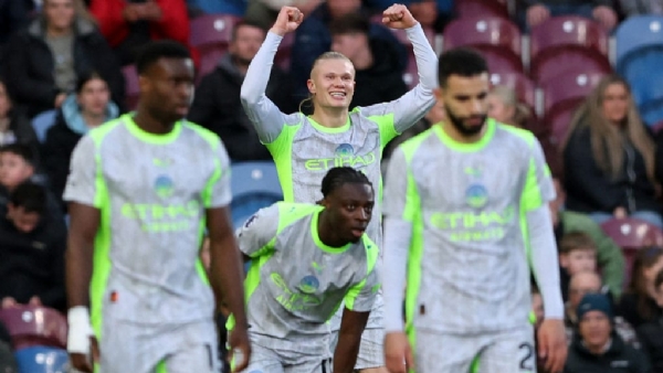 ইংলিশ প্রিমিয়ার লিগ:  বার্নলিকে হারিয়ে আবারও শীর্ষে উঠল ম্যানচেস্টার সিটি