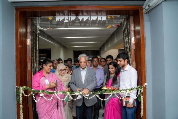 ঢাকায় প্রত্নতাত্ত্বিক জাদুঘর উদ্বোধন করছেন সংস্কৃতিমন্ত্রী নিতাই রায়চৌধুরী