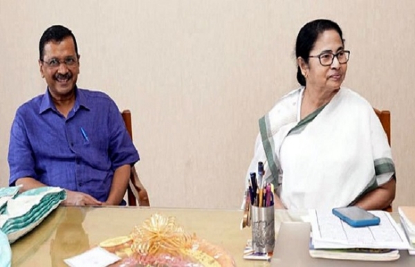 কেজরিওয়াল ও মমতা