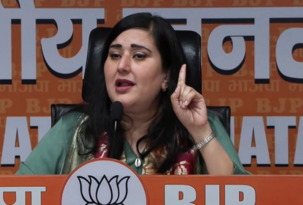 এএপি ‘বৈচারিক দেউলিয়াপনায়’ ভুগছে: কেজরিওয়ালকে নিশানা বাঁসুরি স্বরাজের