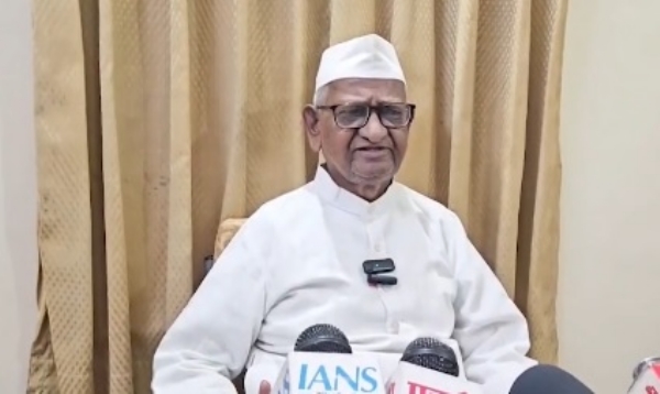 আন্না হাজারে