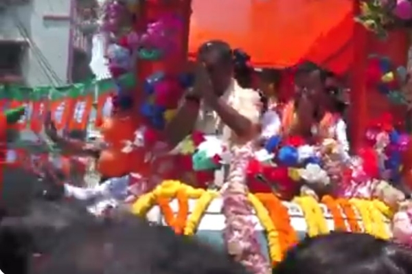 জমে উঠেছে দ্বিতীয় দফার ভোটপ্রচার, বরাহনগরে রোড-শো নিতিন নবীনের