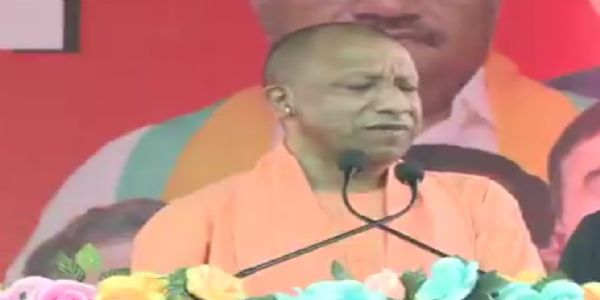 পশ্চিমবঙ্গ এখন পরিচয় সংকটে ভুগছে : যোগী আদিত্যনাথ