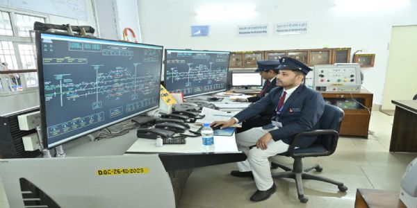 লক্ষ্য সুরক্ষা ও দক্ষতা বৃদ্ধি, পরিকাঠামো উন্নয়নের পদক্ষেপ এনএফ রেলের