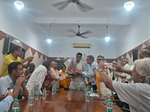 বিধানসভা নির্বাচন : দ্বিতীয় দফার প্রাক্কালে চুরু নাগরিক পরিষদে আয়োজিত আলোচনা চক্র