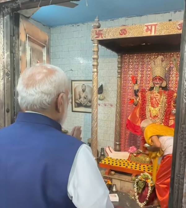 ঠনঠনিয়া কালীবাড়িতে জনগণের মঙ্গল কামনা প্রধানমন্ত্রীর