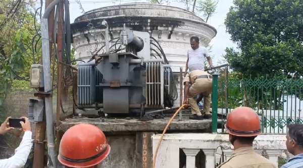 ট্রান্সফর্মারে আগুন