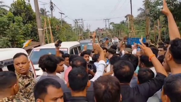 বিক্ষোভ টিএমসি