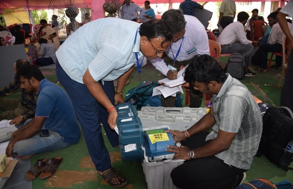 বৃহস্পতিতে ভোট পশ্চিমবঙ্গে, প্রথম দফায় ১৫২টি আসন