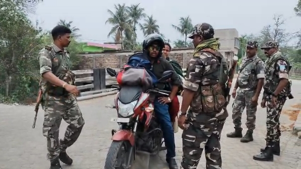 বাহিনী মোতায়েন