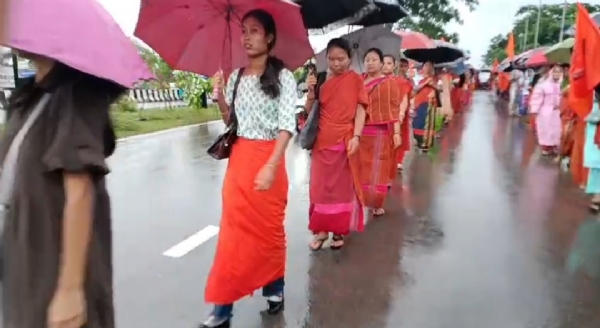 অঙ্গনওয়াড়ি কর্মীদের মিছিল