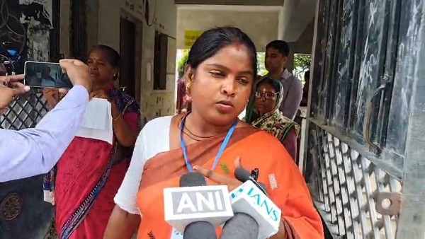 রেখা পাত্র