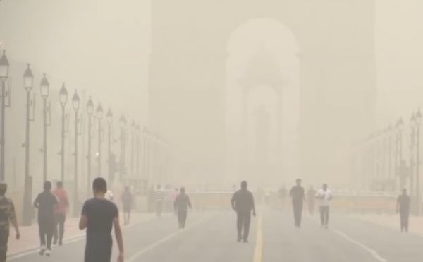 দিল্লিতে ফের পরিবর্তন আবহাওয়ার, ধুলোঝড় রাজধানীতে