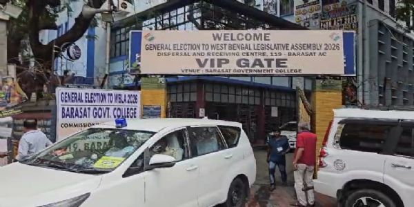 বারাসাতে দুই কেন্দ্রে ভোটগণনা, কড়া নিরাপত্তায় স্ট্রংরুমে ইভিএম সংরক্ষণ
