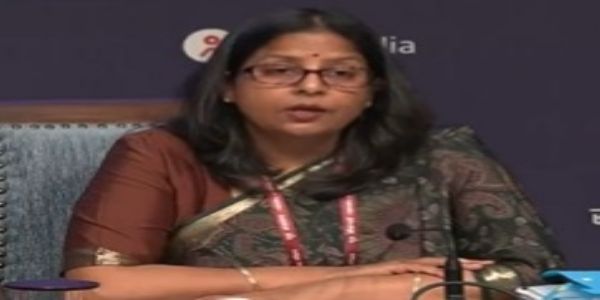 বাণিজ্যিক এলপিজি সরবরাহ প্রায় ৭০ শতাংশে পুনরুদ্ধার করা হয়েছে : সুজাতা শর্মা