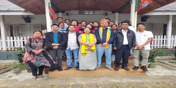 কংগ্রেস ছাড়লন ডিমা হাসাও জেলা উপ-সভাপতি বাপুজিৎ লাংথাসা, যোগ দিলেন বিজেপিতে