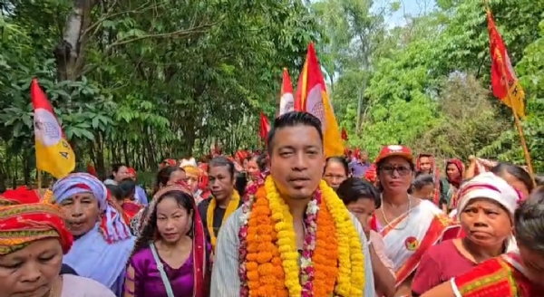 প্রার্থী রুনিয়েল দেববর্মা