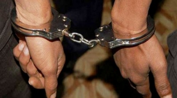 বারাণসীতে ৩০ কেজির বেশি মাদকসহ দুই পাচারকারী গ্রেফতার