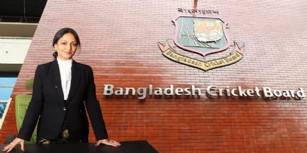 বিসিবির নবগঠিত অ্যাডহক কমিটিতে সুপ্রিম কোর্টের ব্যারিস্টার রাশনা ইমাম