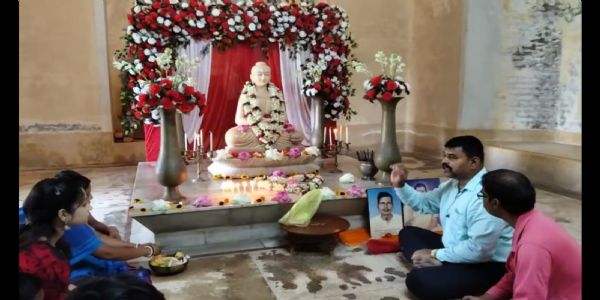 আরামবাগে বুদ্ধ পূর্ণিমায় মহকুমার একমাত্র বুদ্ধ মন্দিরে ভক্তদের ঢল
