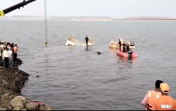 বরগী বাঁধে প্রমোদতরী ডুবে মৃত্যু